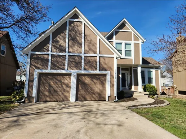 $445,000 | 16768 West 156th Street, Olathe, KS 66062