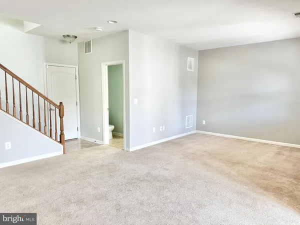 $3,100 | 7 Coulter Lane, Stafford, VA 22554