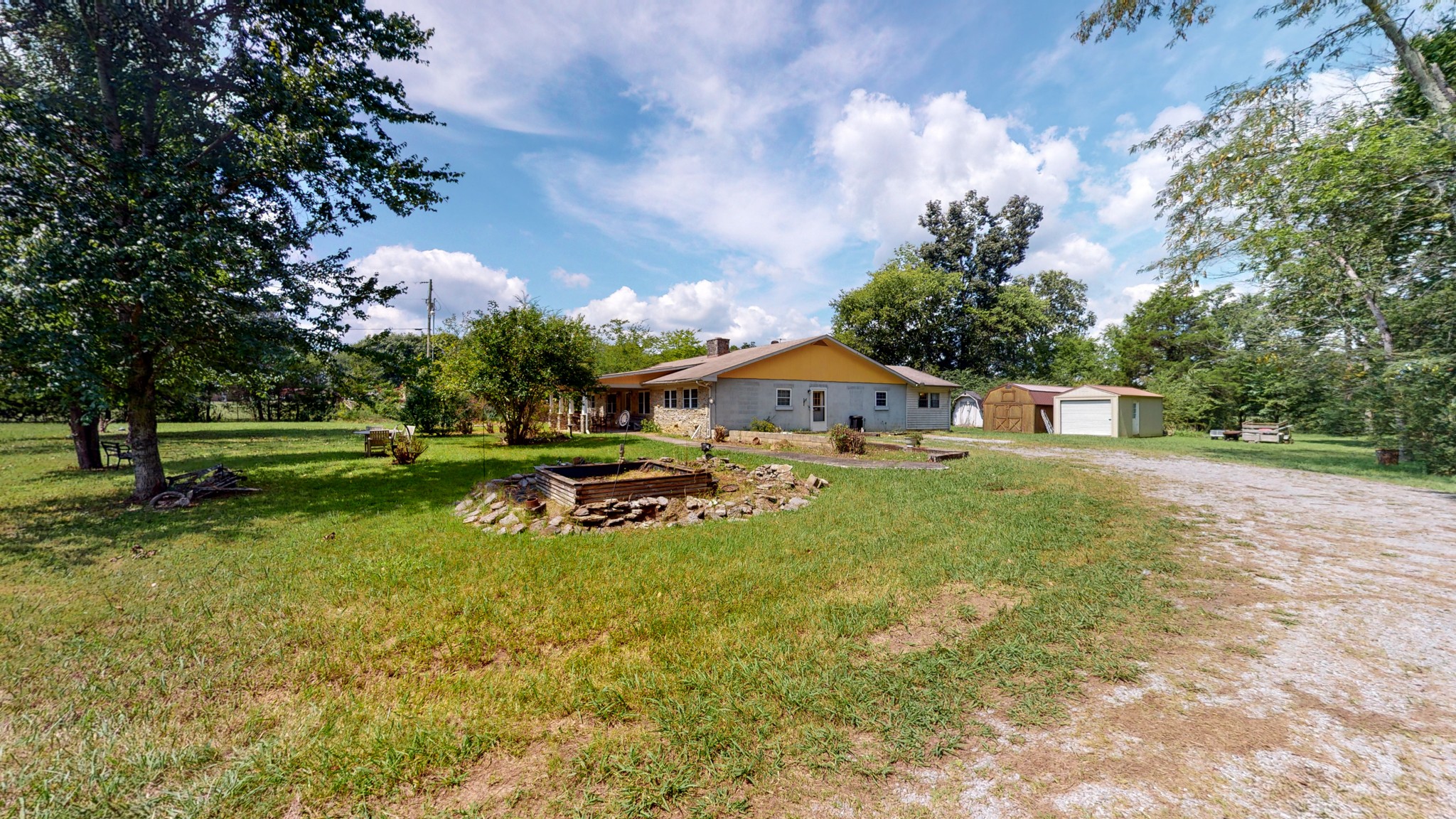 450 Philpot Road Bell Buckle, TN 37020 - Photo 4 of 20 Gallery Image 4