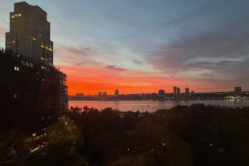 5 Riverside Drive, Unit 12C Manhattan, NY 10023 - Photo 4 of 16