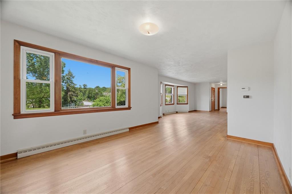 1444 Sarver Road Freeport, PA 16229 - Photo 4 of 42