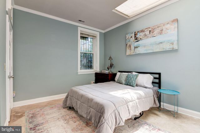 $674,900 | 806 Rhode Island Avenue Northwest, Unit 1, Washington, DC 20001