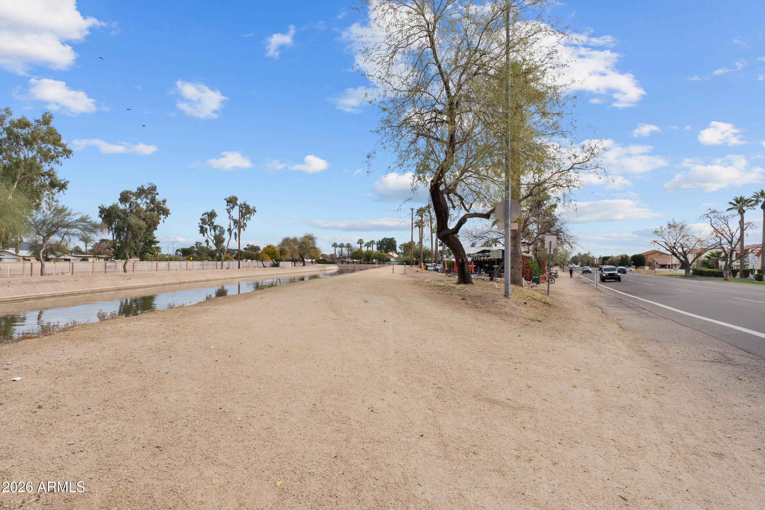 202 East Ruth Avenue, Unit 2 Phoenix, AZ 85020 - Photo 24 of 25 a view of road and trees