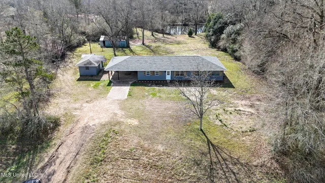 $250,000 | 4190 Highway 44, Tylertown, MS 39667