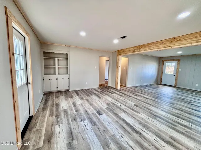 $250,000 | 4190 Highway 44, Tylertown, MS 39667