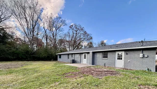 $250,000 | 4190 Highway 44, Tylertown, MS 39667