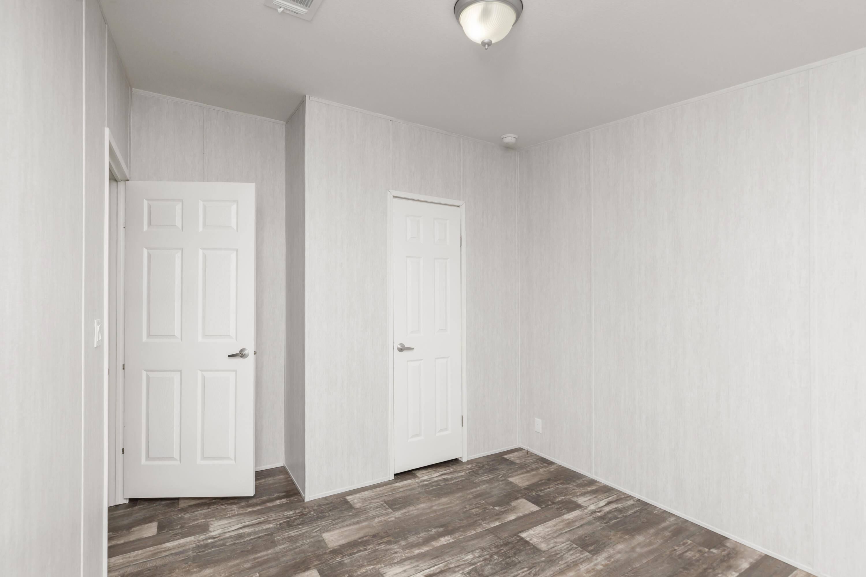 910 North Lloyd Street Crestview, FL 32536 - Photo 21 of 30 147A6420