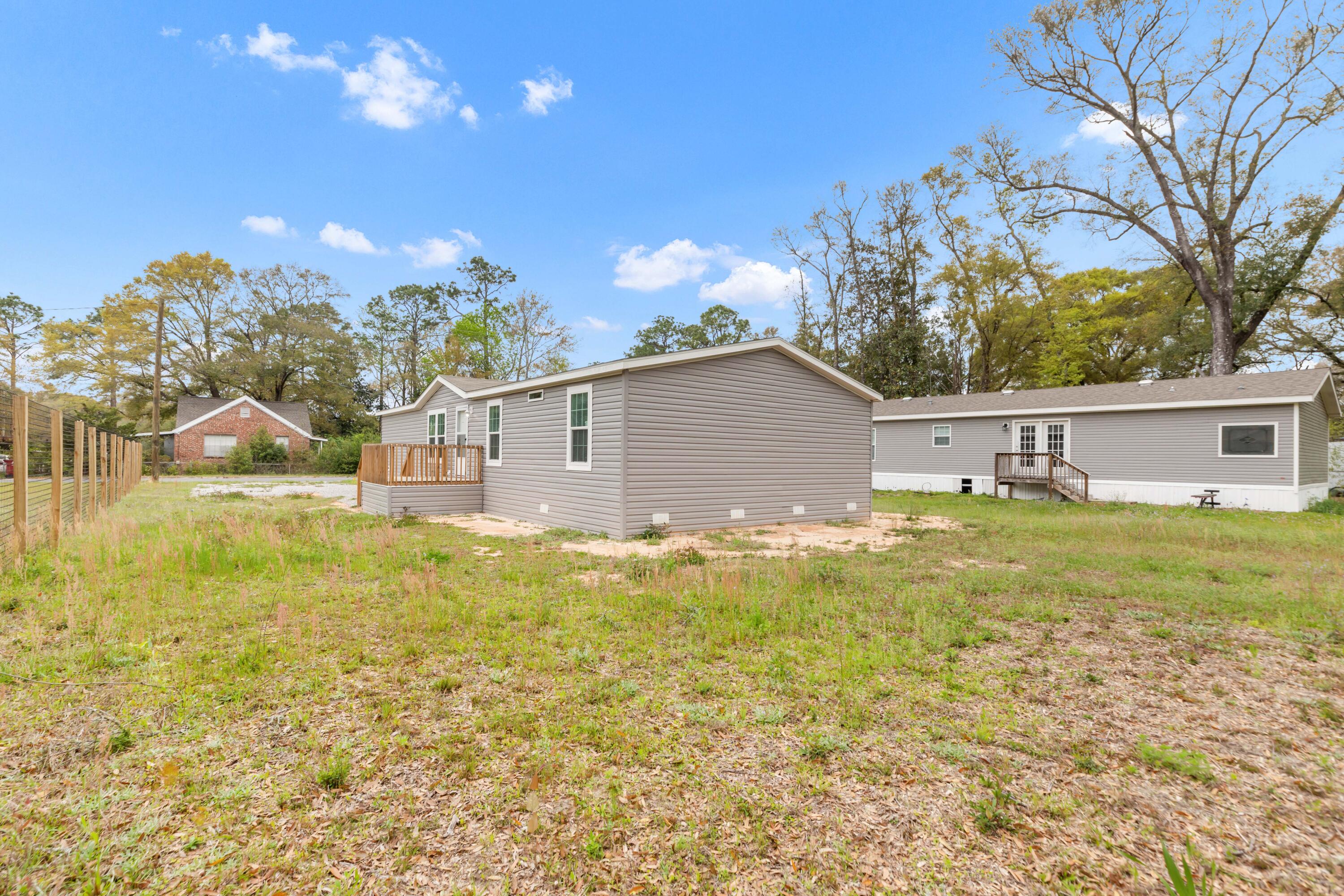 910 North Lloyd Street Crestview, FL 32536 - Photo 29 of 30 147A6398