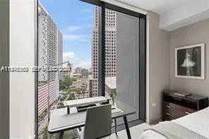 $5,900 | 68 Southeast 6th Street, Unit 1209, Miami, FL 33131