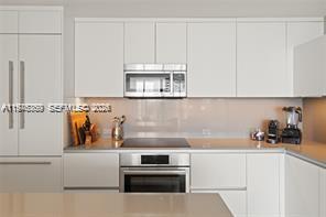 68 Southeast 6th Street, Unit 1209 Miami, FL 33131 - Photo 32 of 60