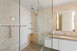 $5,900 | 68 Southeast 6th Street, Unit 1209, Miami, FL 33131