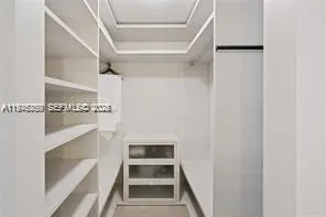 $5,900 | 68 Southeast 6th Street, Unit 1209, Miami, FL 33131