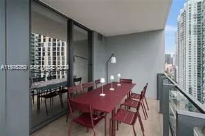 $5,900 | 68 Southeast 6th Street, Unit 1209, Miami, FL 33131