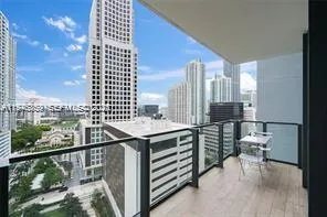 $5,900 | 68 Southeast 6th Street, Unit 1209, Miami, FL 33131