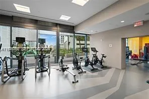 $5,900 | 68 Southeast 6th Street, Unit 1209, Miami, FL 33131