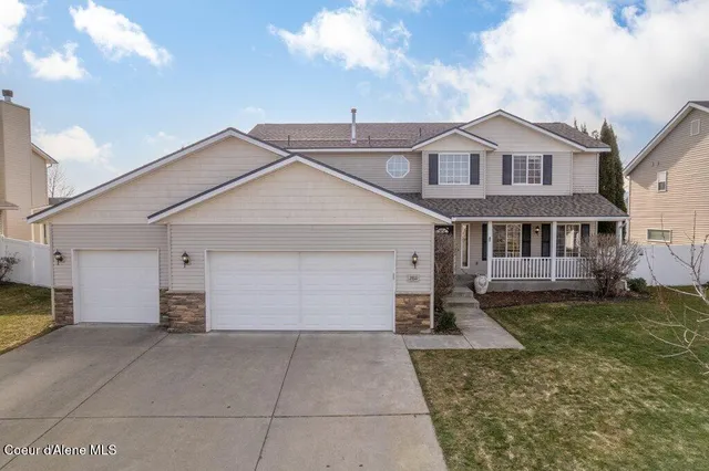 $715,000 | 2811 West Thorndale Loop, Coeur D'Alene, ID 83815