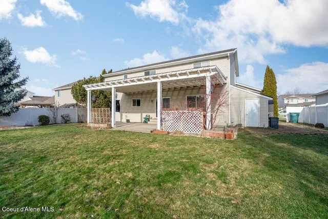 $715,000 | 2811 West Thorndale Loop, Coeur D'Alene, ID 83815