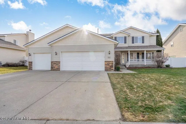 $715,000 | 2811 West Thorndale Loop, Coeur D'Alene, ID 83815