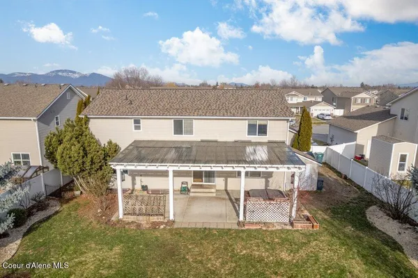 $715,000 | 2811 West Thorndale Loop, Coeur D'Alene, ID 83815