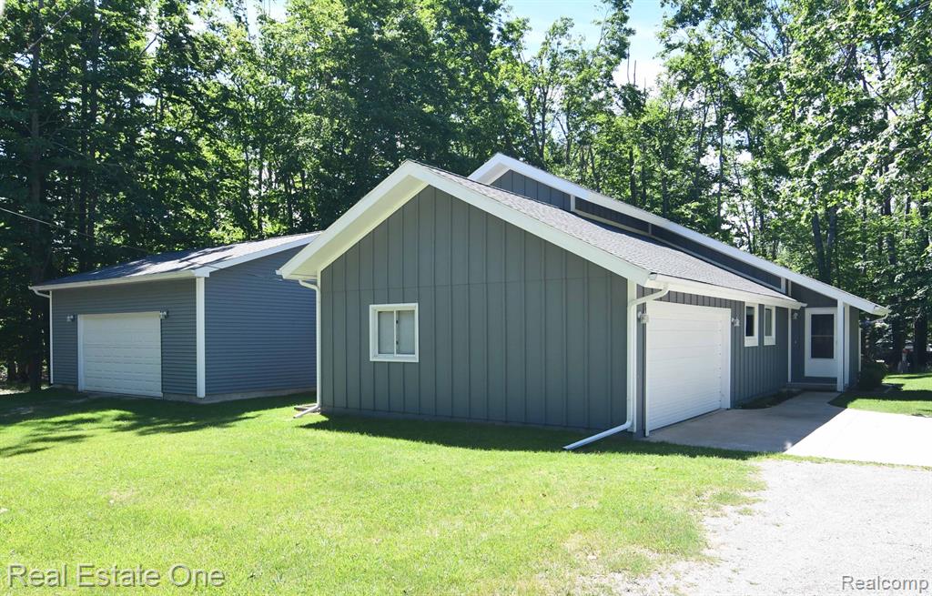 4092 Pheasant Road Lincoln, MI 48742 - Photo 1 of 43