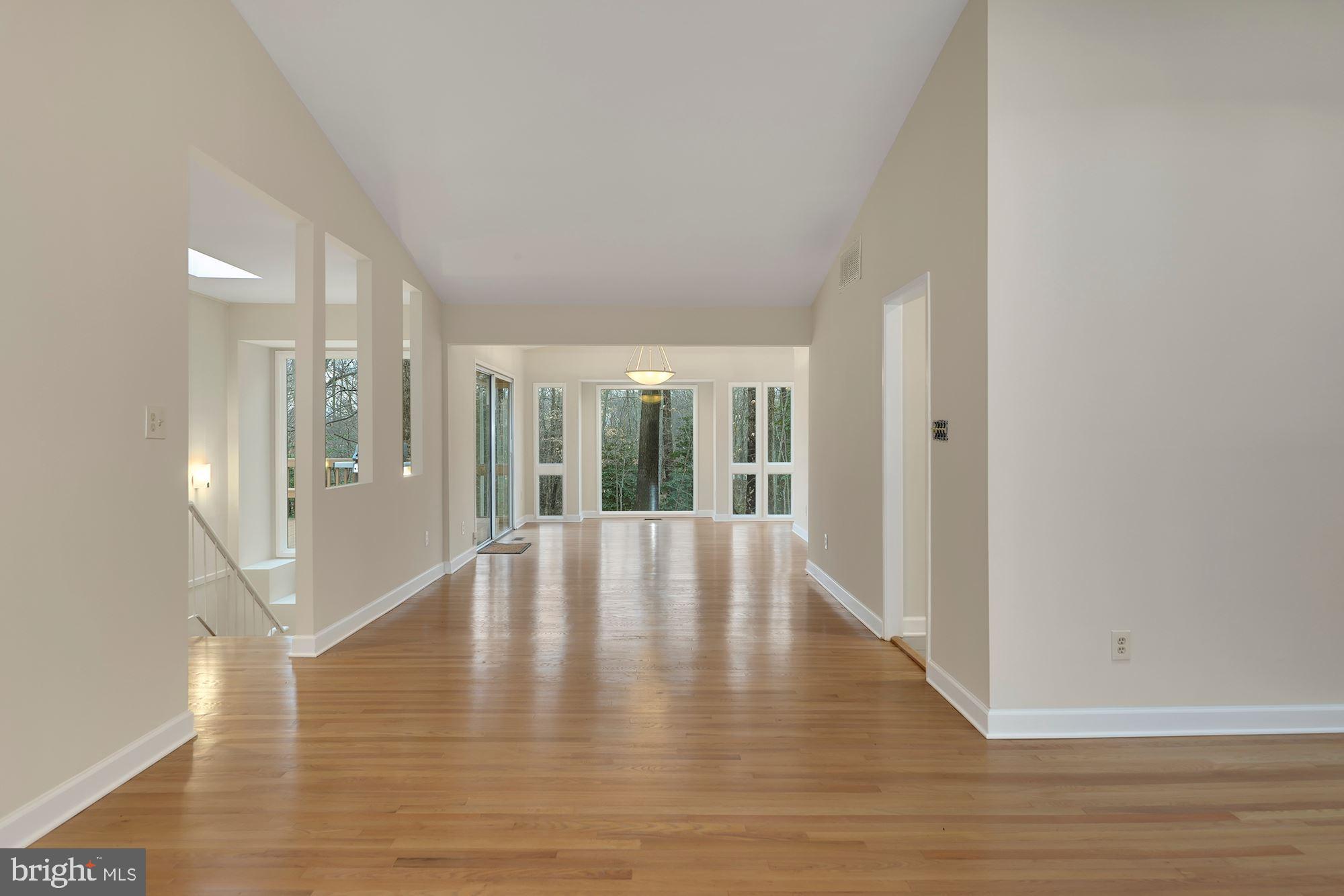 7700 Hamilton Spring Road Bethesda, MD 20817 - Photo 11 of 33