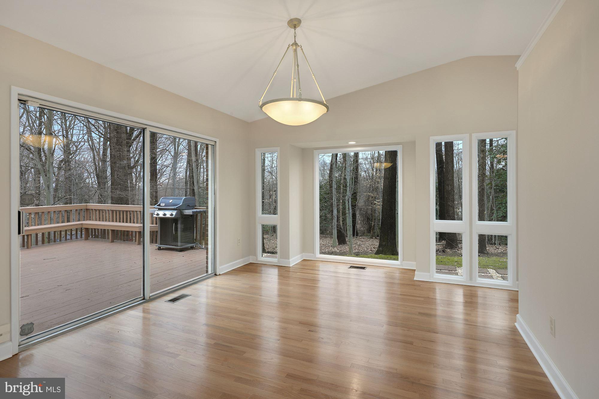 7700 Hamilton Spring Road Bethesda, MD 20817 - Photo 12 of 33