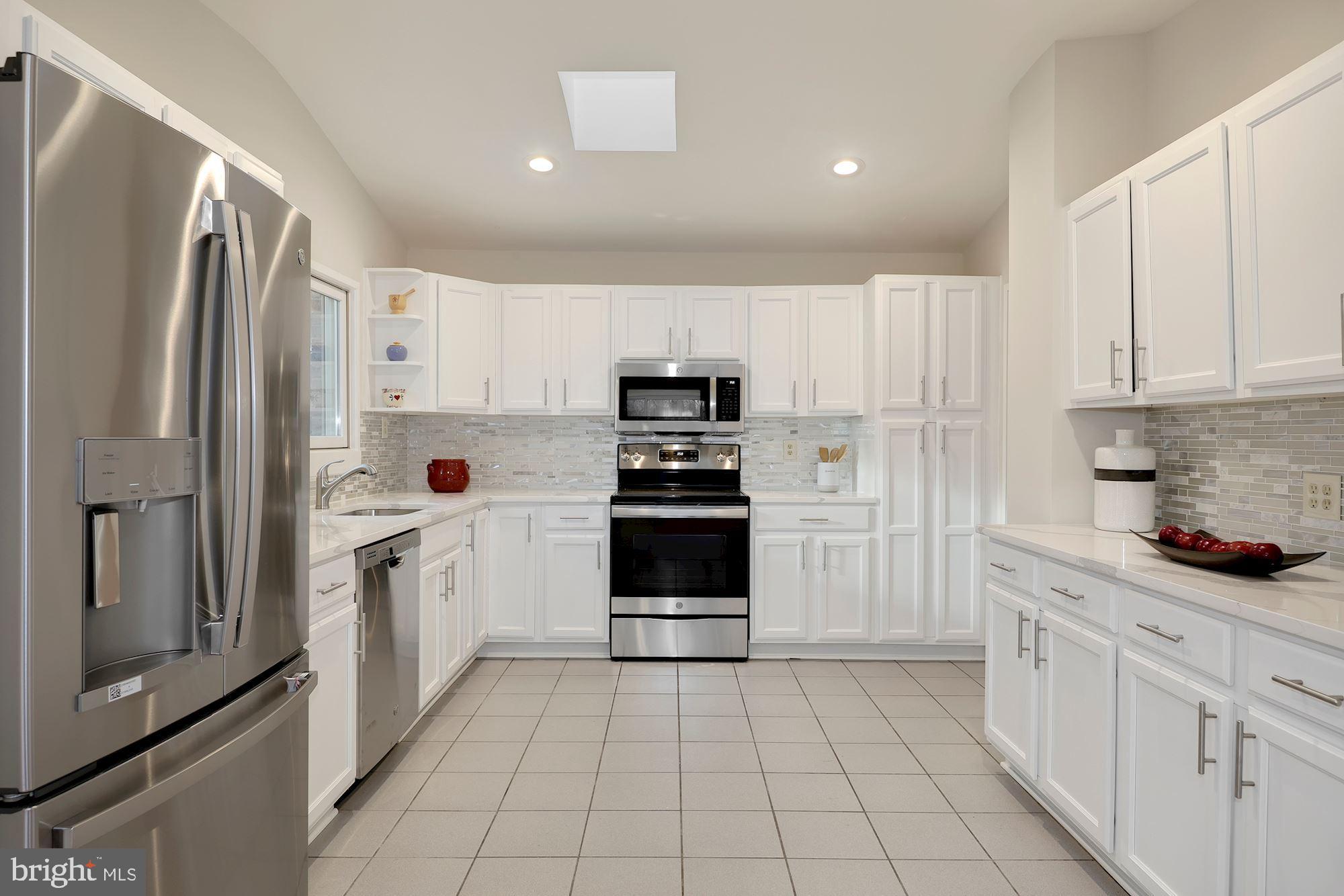 7700 Hamilton Spring Road Bethesda, MD 20817 - Photo 14 of 33