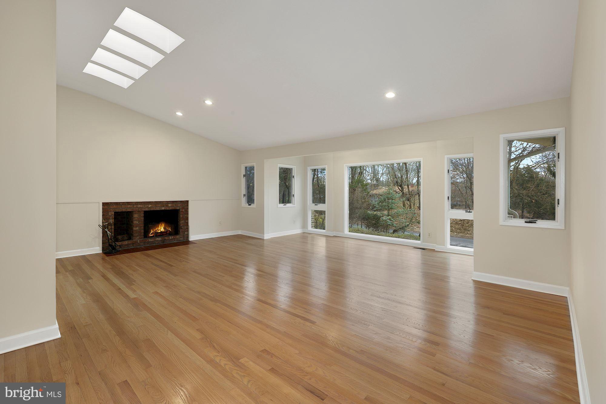7700 Hamilton Spring Road Bethesda, MD 20817 - Photo 9 of 33