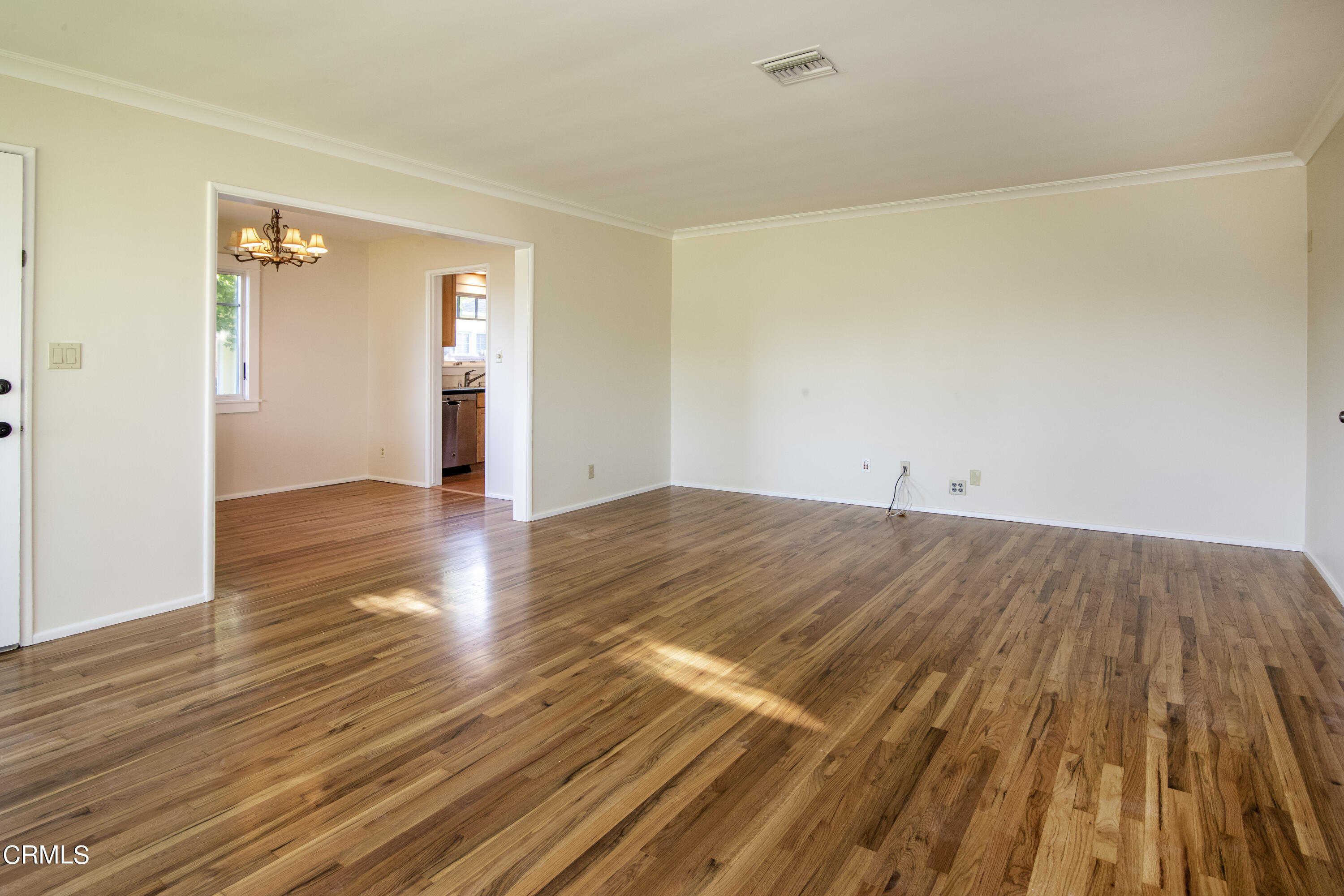 2901 Paloma Street Pasadena, CA 91107 - Photo 16 of 41 wooden floor in a empty room