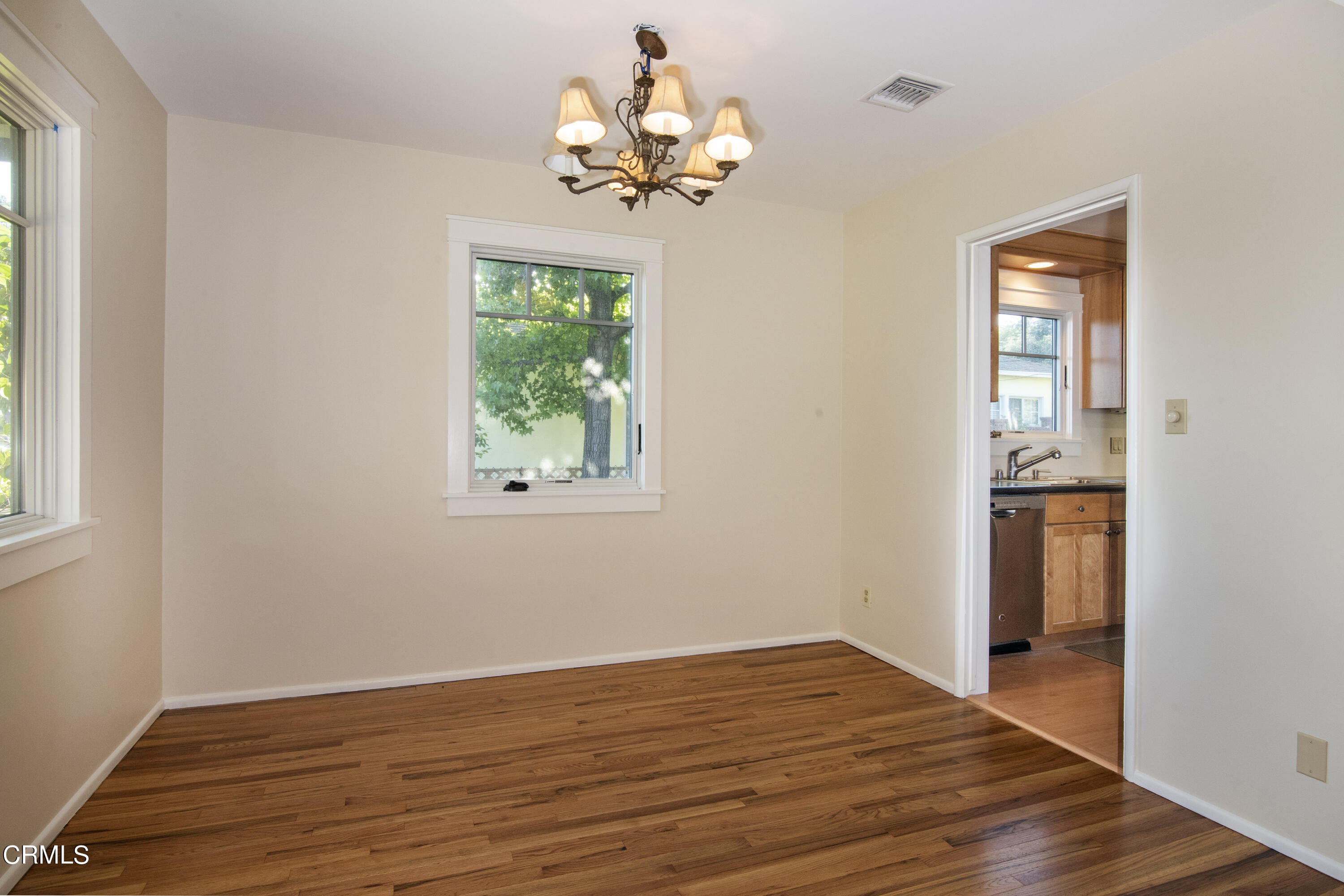 2901 Paloma Street Pasadena, CA 91107 - Photo 18 of 41 a view of empty room with wooden floor