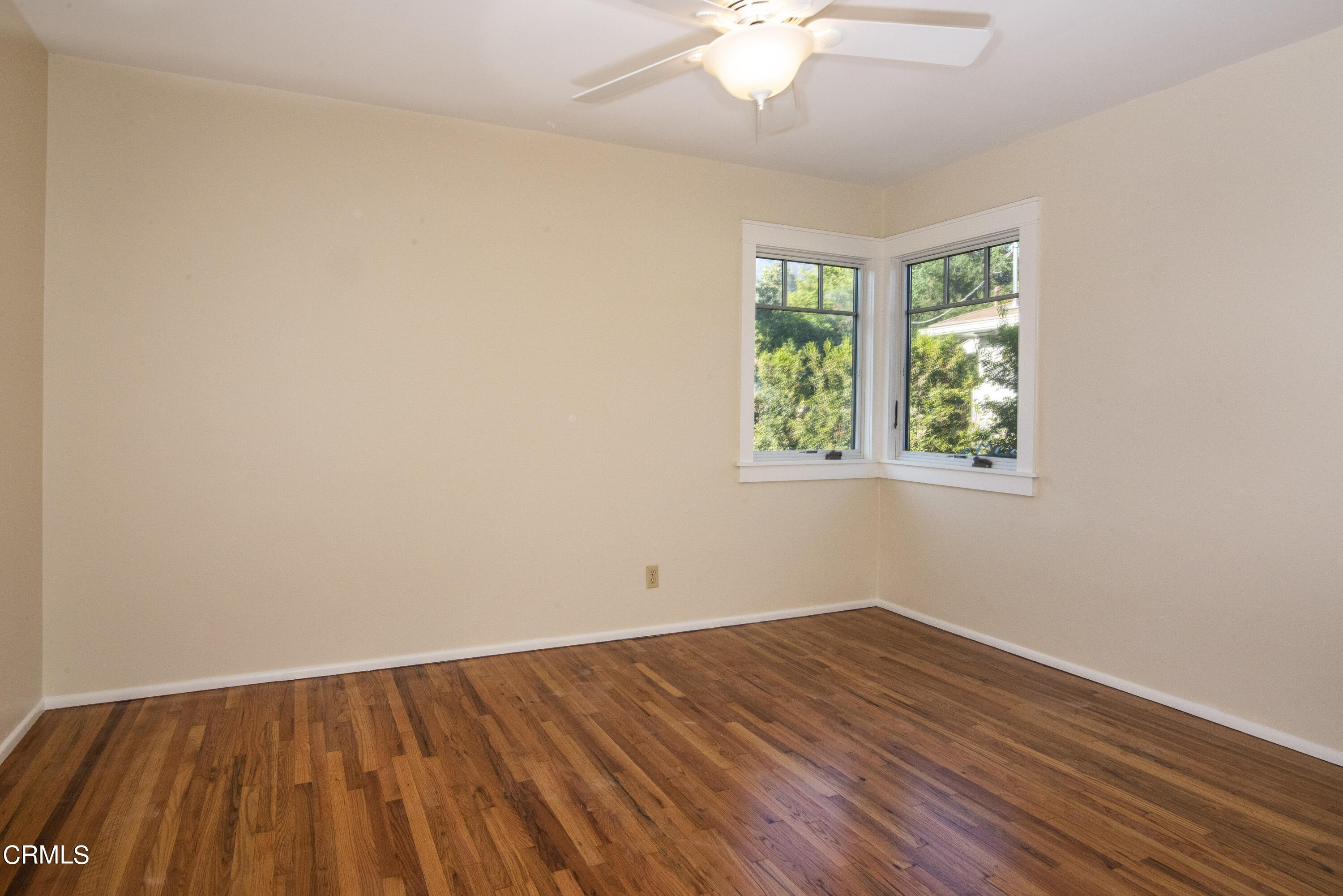 2901 Paloma Street Pasadena, CA 91107 - Photo 34 of 41 wooden floor in an empty room with a window