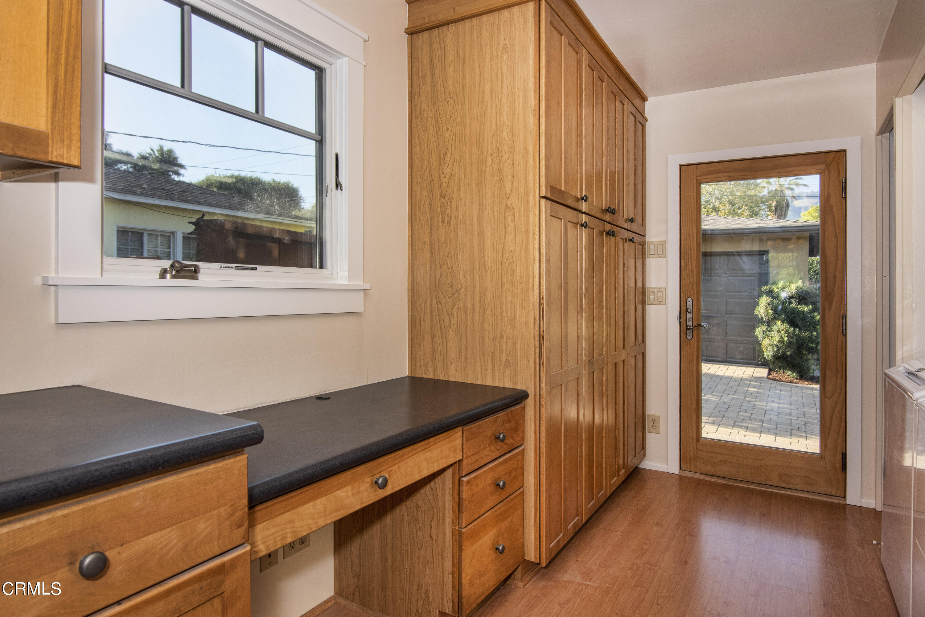 2901 Paloma Street Pasadena, CA 91107 - Photo 41 of 41 an empty room with wooden floor and windows