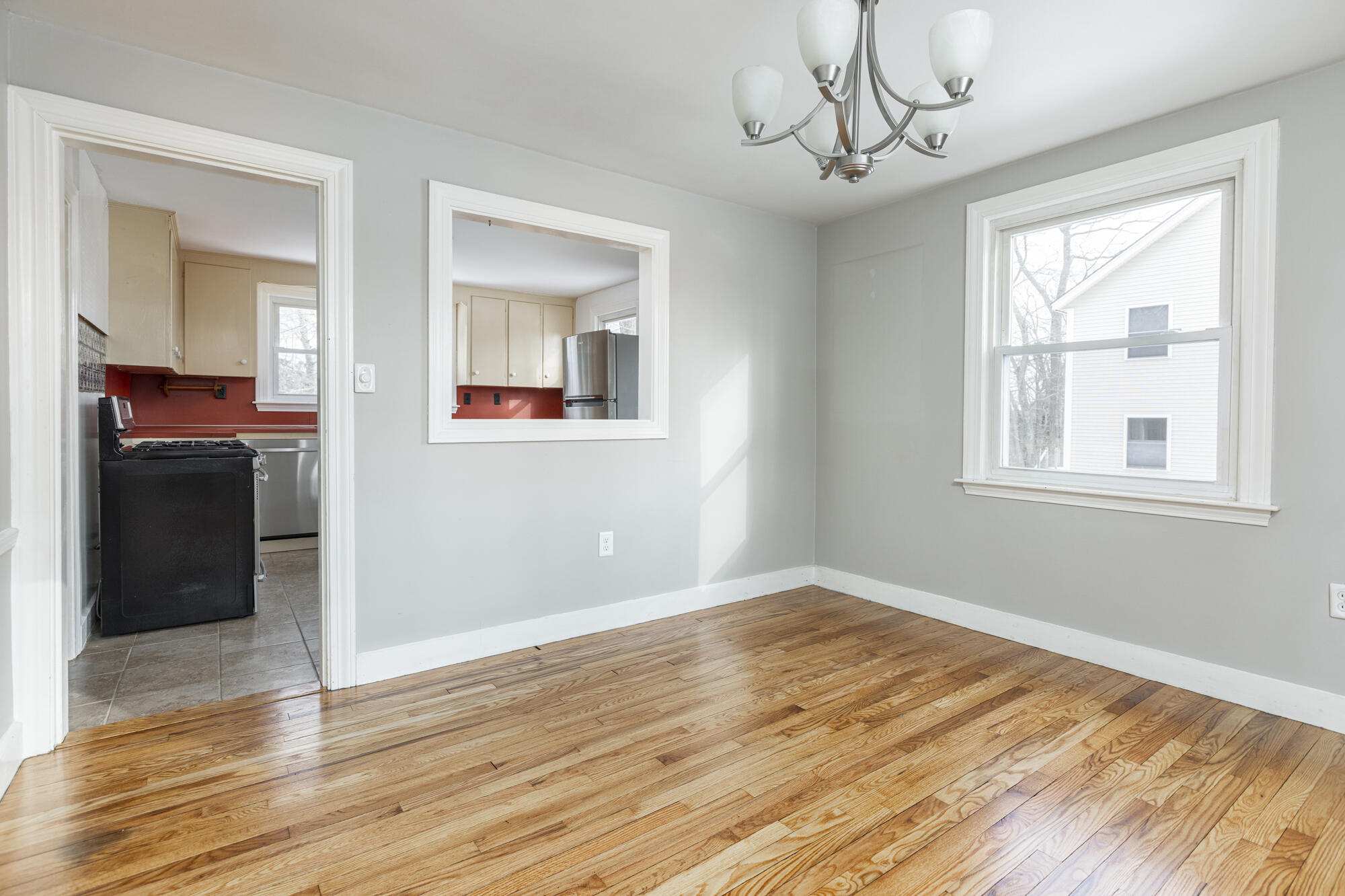 313 Fowler Rd._004