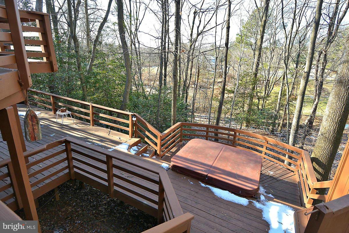1136 Springvale Road Great Falls, VA 22066 - Photo 18 of 25 Exterior (General)