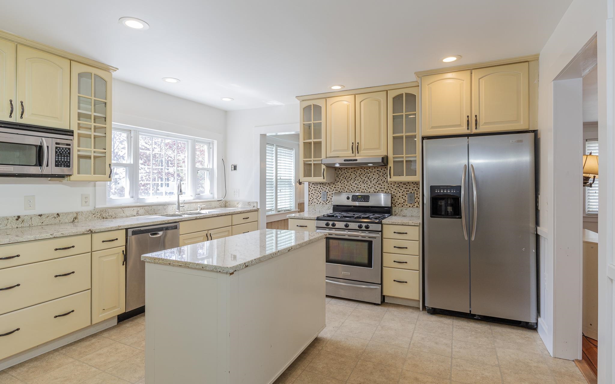 47 Baker Street Keene, NH 03431 - Photo 12 of 45
