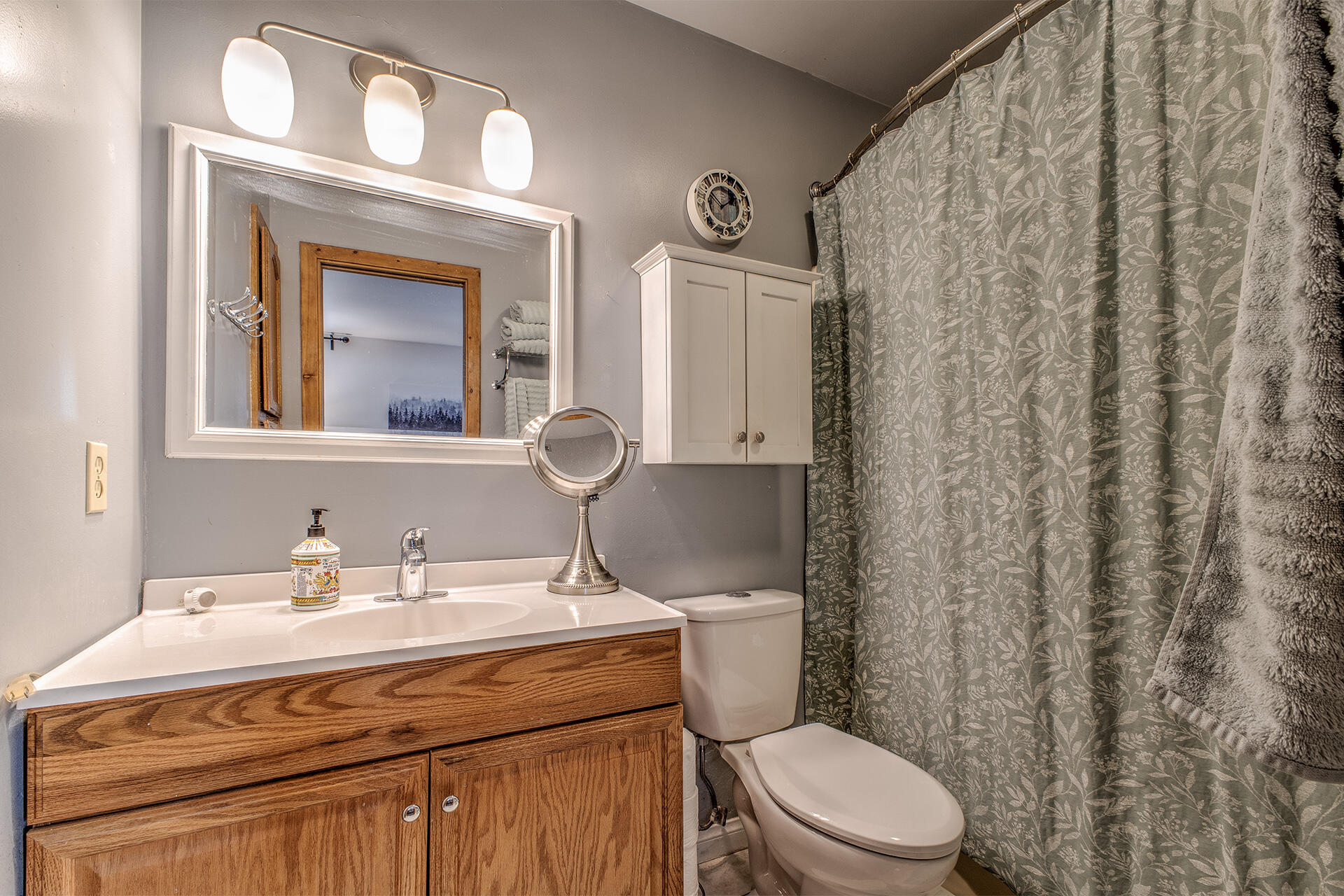 53394 Tollgate Road Idyllwild, CA 92549 - Photo 34 of 53 a bathroom with a toilet a sink and a mirror