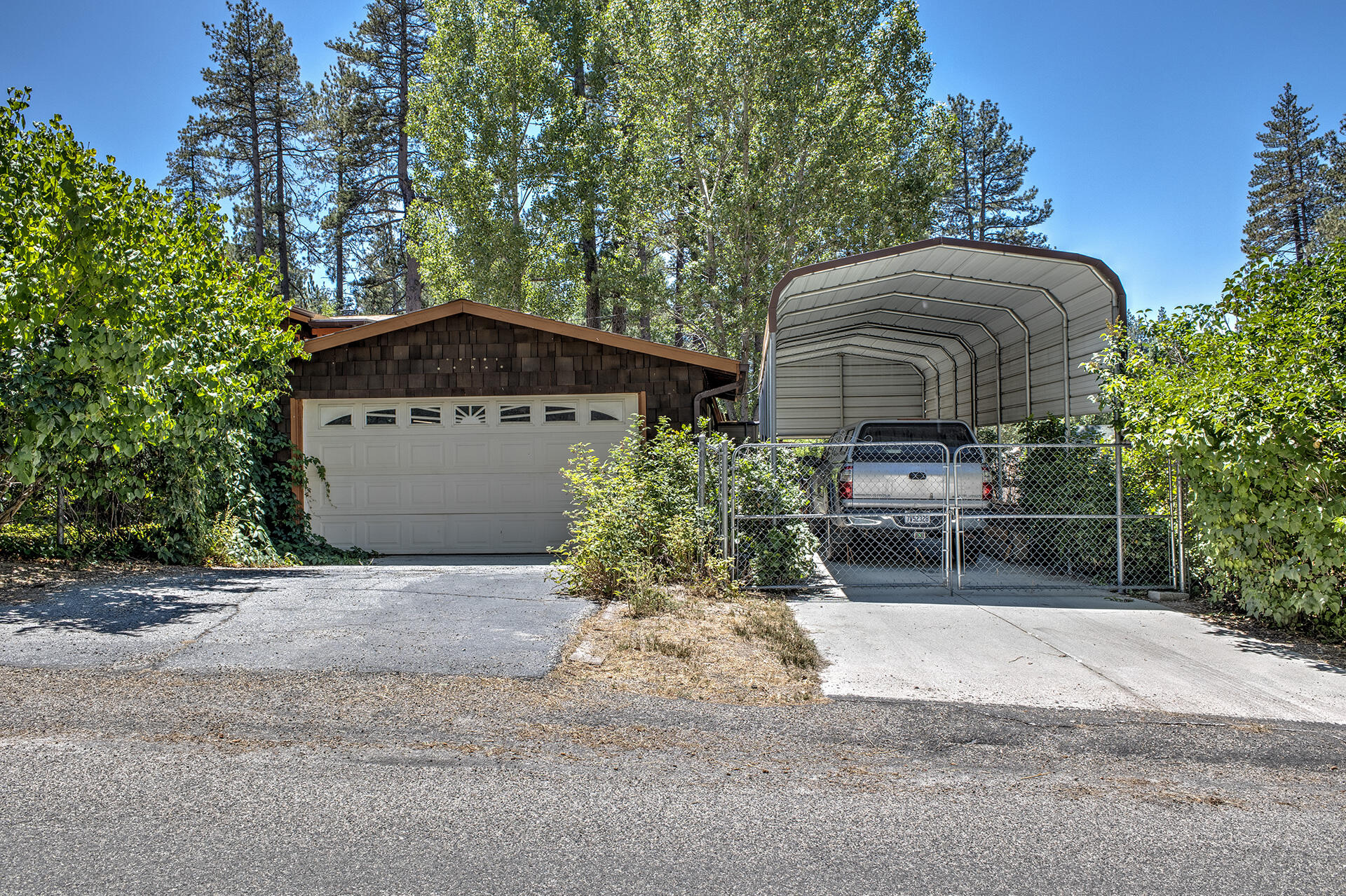 53394 Tollgate Road Idyllwild, CA 92549 - Photo 7 of 53 a backyard of a house with yard and outdoor seating