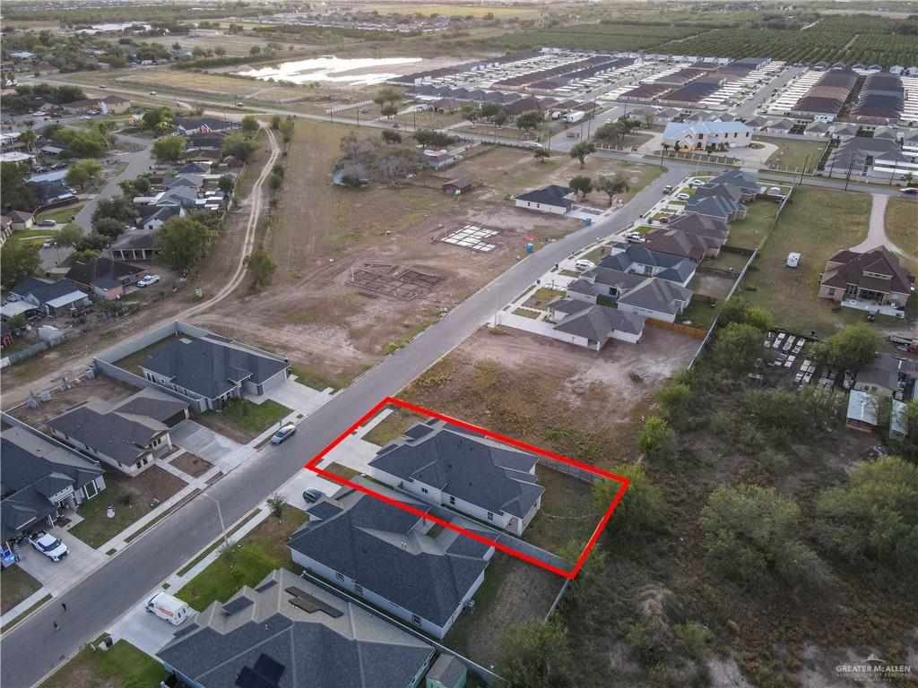 522 La Pointe Avenue Alton, TX 78573 - Photo 23 of 25 an aerial view of residential houses with outdoor space