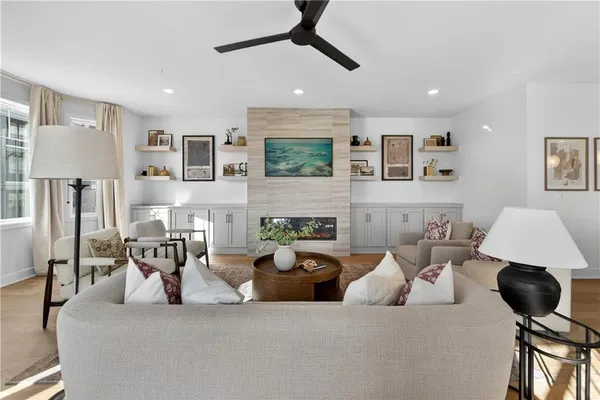 $5,800 | 2100 West 86th Street, Leawood, KS 66206