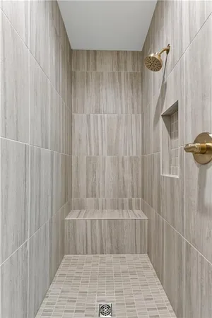 $5,800 | 2100 West 86th Street, Leawood, KS 66206