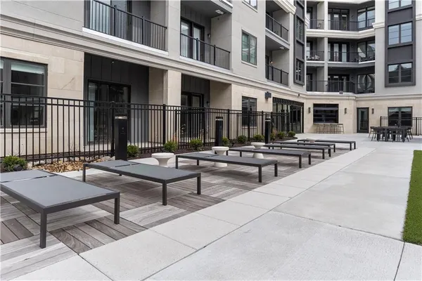 $5,800 | 2100 West 86th Street, Leawood, KS 66206