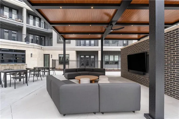 $5,800 | 2100 West 86th Street, Leawood, KS 66206