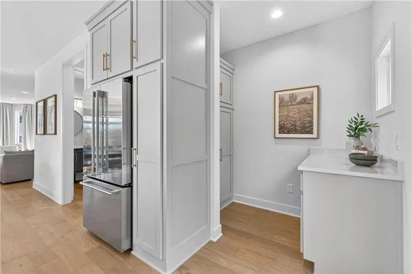 $5,800 | 2100 West 86th Street, Leawood, KS 66206