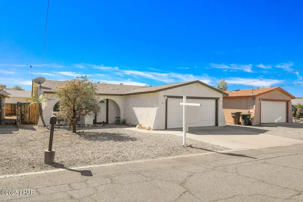 $219,900 | 325 North Misty Lane, Parker, AZ 85344