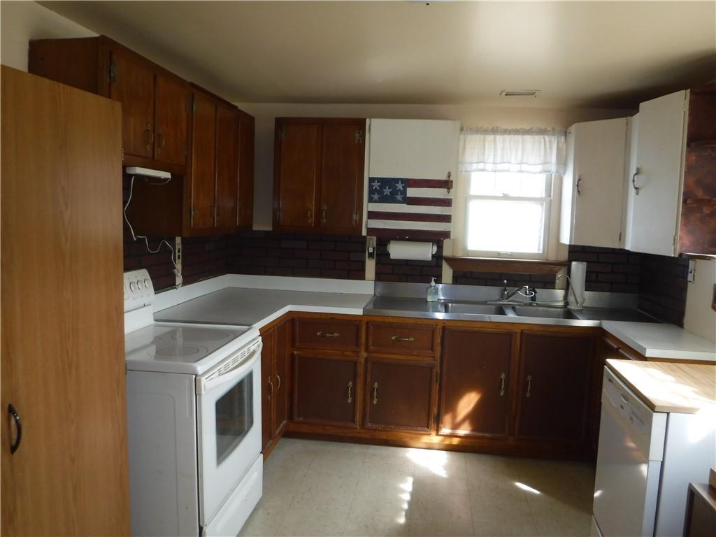 234 Noonen Street Rochester, PA 15074 - Photo 11 of 17