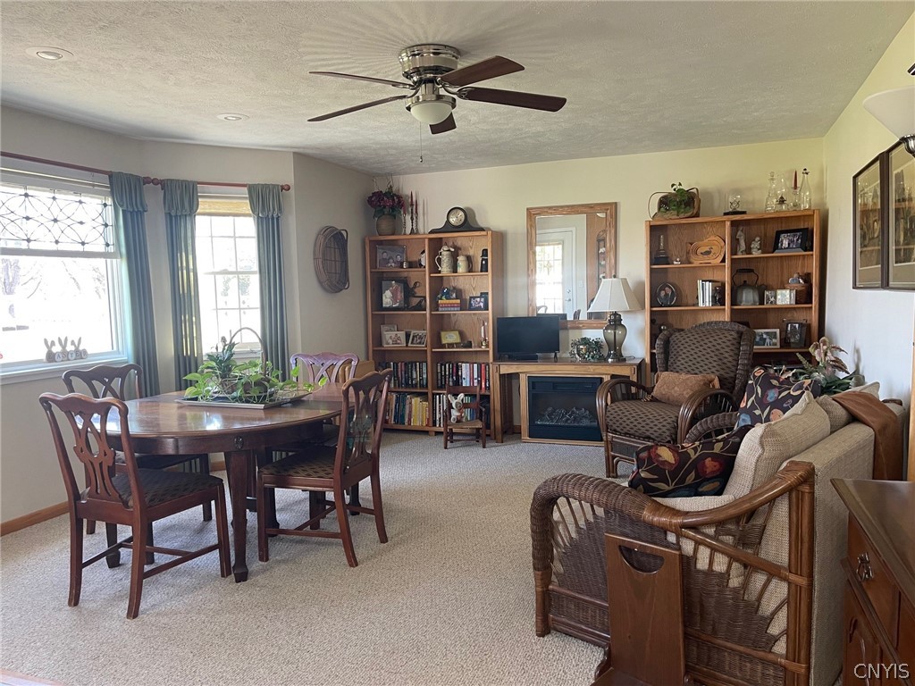 5762 Rock Road Verona, NY 13478 - Photo 29 of 48 Family room open to kitchen!
