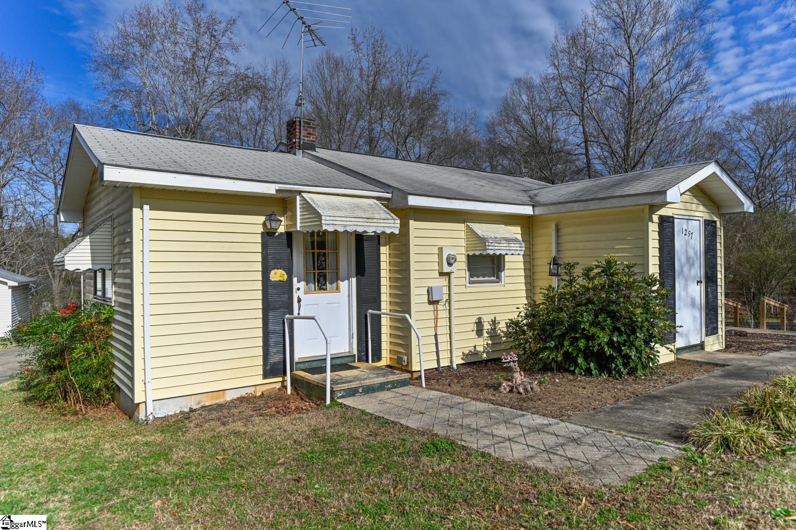 1257 Satterfield Road Greer, SC 29651 - Photo 1 of 36 Gallery Image 1