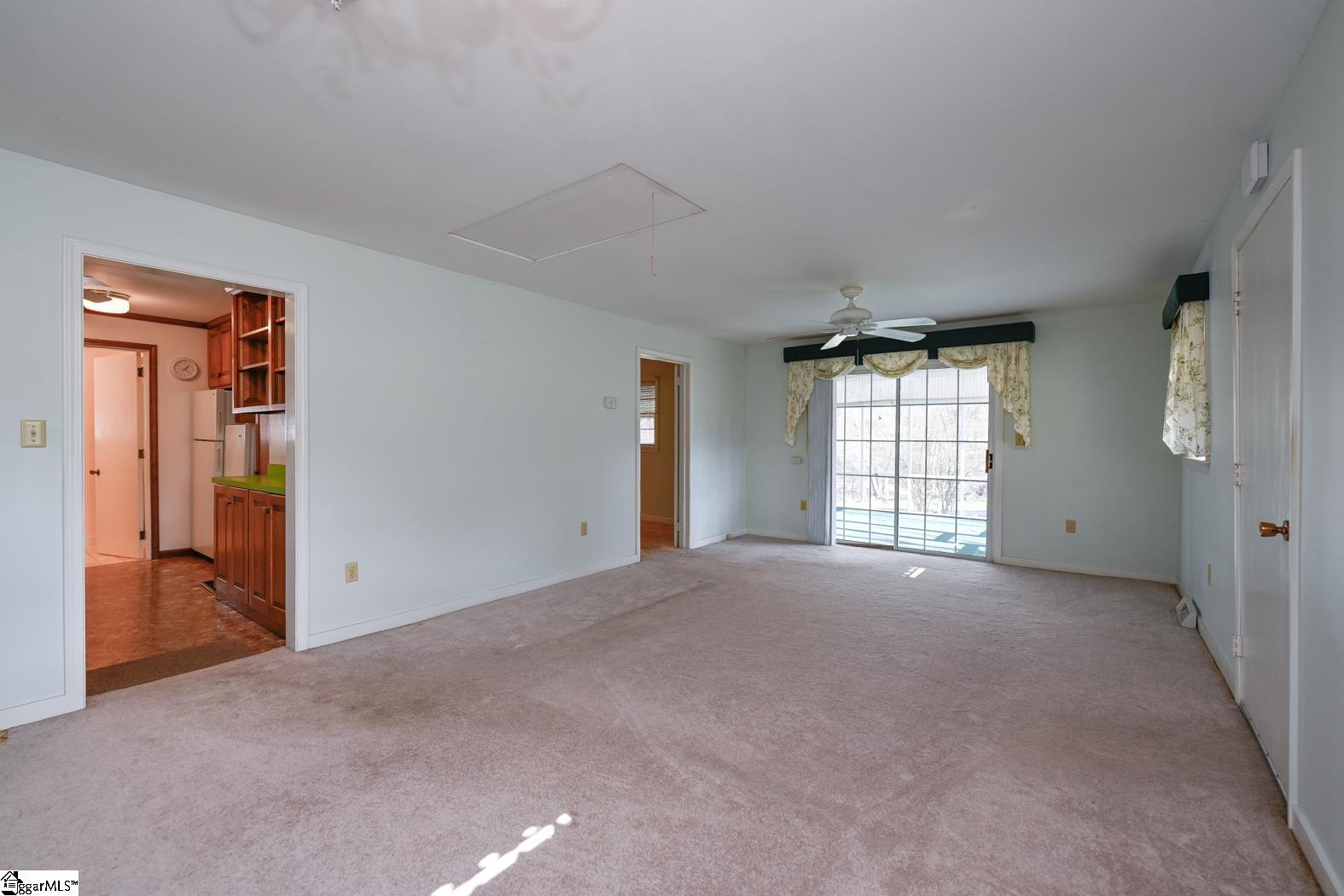 1257 Satterfield Road Greer, SC 29651 - Photo 14 of 36 Gallery Image 14