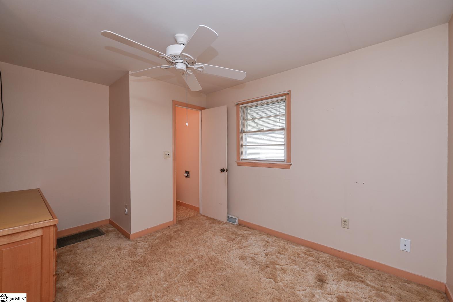 1257 Satterfield Road Greer, SC 29651 - Photo 20 of 36 Gallery Image 20