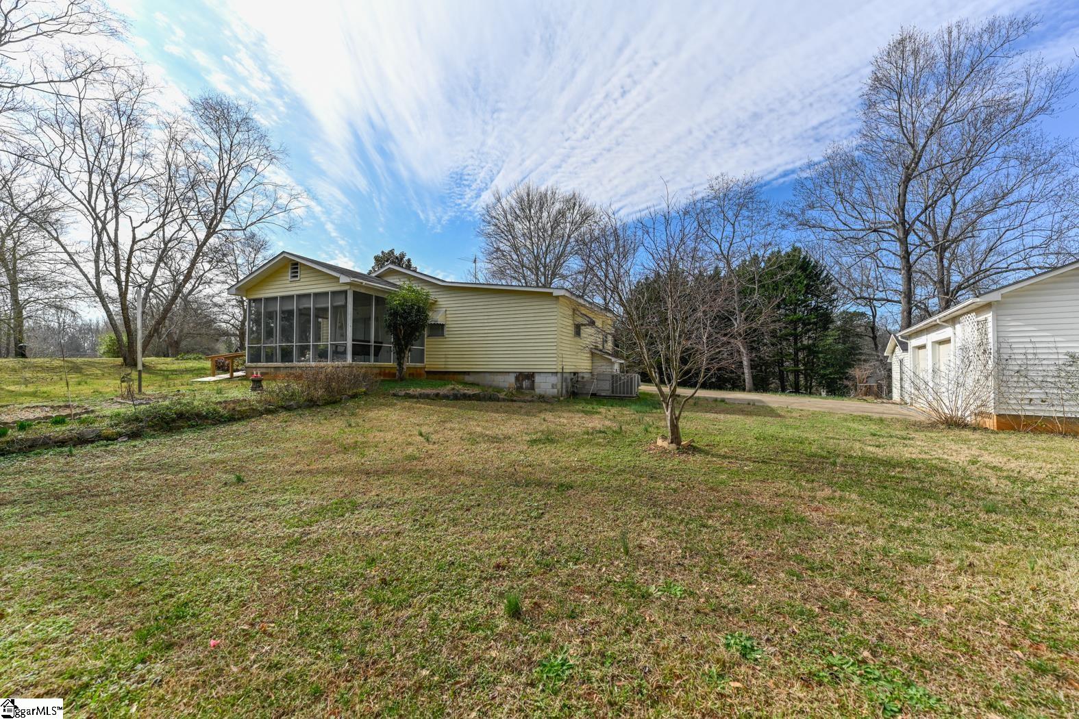 1257 Satterfield Road Greer, SC 29651 - Photo 26 of 36 Gallery Image 26